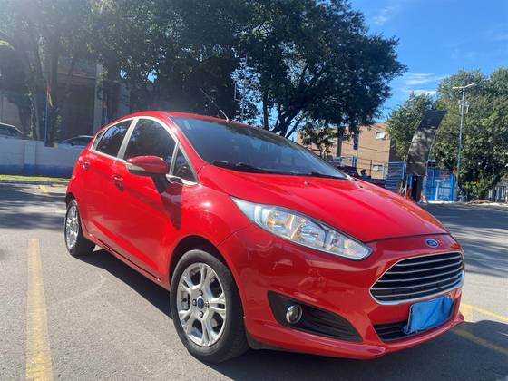 FORD FIESTA 1.5 SE HATCH 16V FLEX 4P MANUAL FORD FIESTA 1.5 SE HATCH 16V FLEX 4P MANUAL